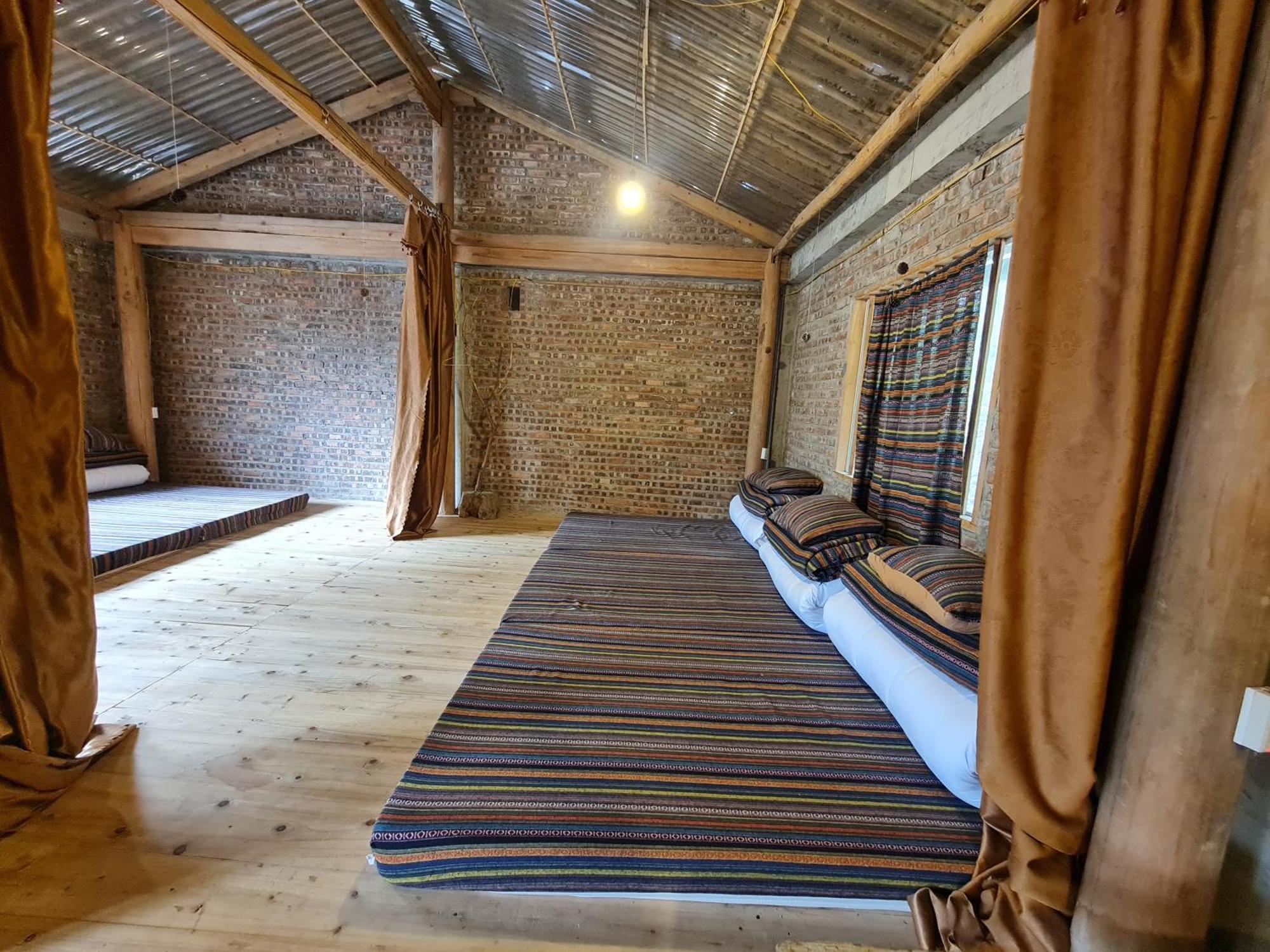 Nha Co Lao Xa Homestay Hmong & Bungalow Air Conditioner دونغ فان المظهر الخارجي الصورة